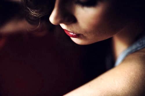 What's the Difference between Angular Cheilitis and Cold Sores?