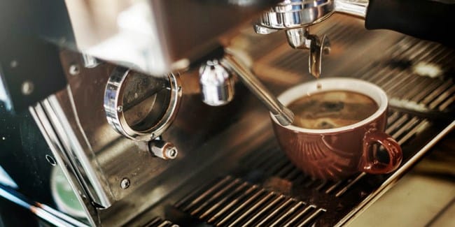 Are drinks that are high in caffeine bad for cold sores?