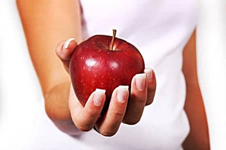 Is apple cider vinegar good for cold sores?